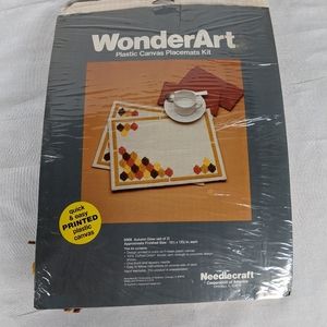 WonderArt Plastic Canvas Placemats Kit Craft Yarn